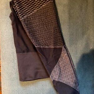 Spanx Jeanish patchwork leggings.  Size Large